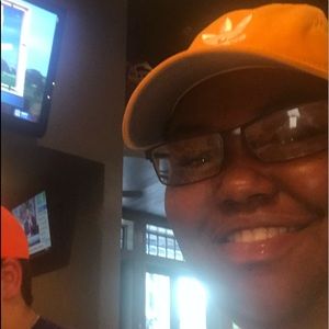 Meet your Posher, Janieya